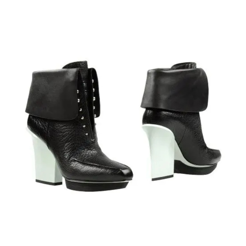 EUC Phillip Lam 3.1 Juno Black White Leather Runway Fashion Ankle Boots Size 36